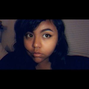 Meet your Posher, Jasmine